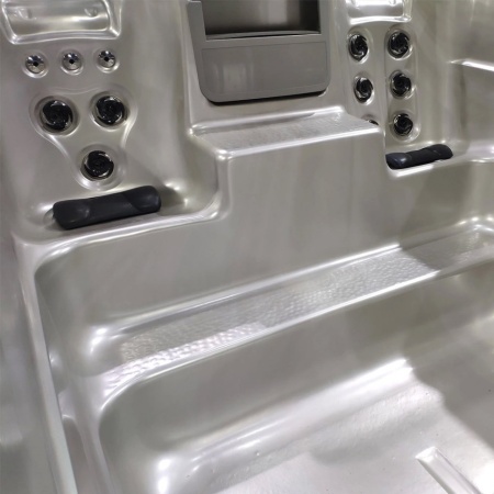 СПА бассейн с противотоком Bigeer Леоне BG-6609 СПА бассейн с противотоком Bigeer Леоне BG-6609